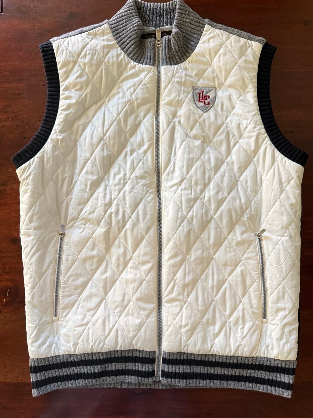 Louie Castel Golf Wool womens vest quilted white gray size 105 Large fully lined